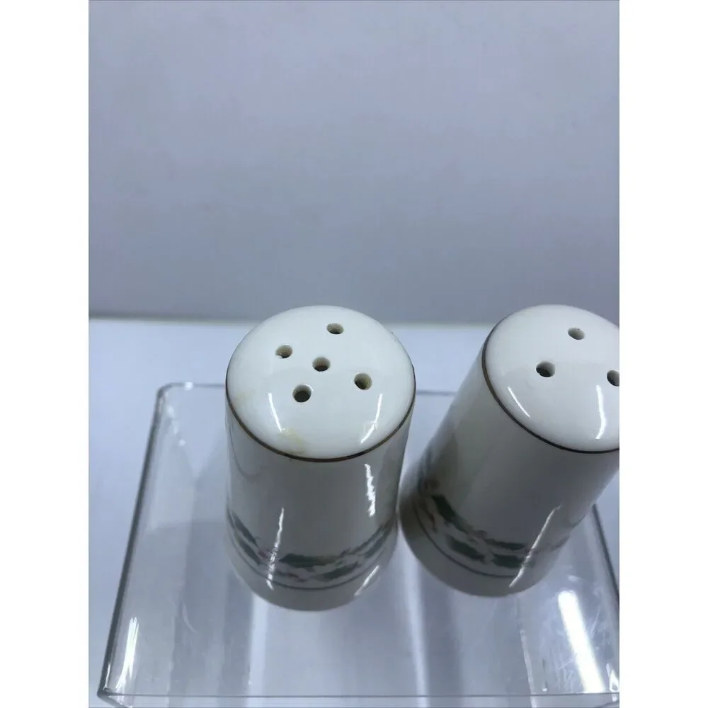 ROYAL LIMITED HOLLY HOLIDAY SALT & PEPPER SHAKER SET